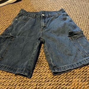 Cargo Jean shorts
